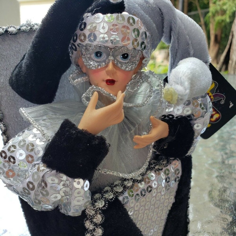 Animated Jester Harlequin Musical Box